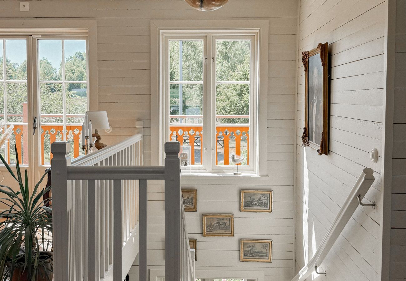 Ferienhaus in Gnesta - Traumurlaub am See auf einem Herrengut in Sörmland
