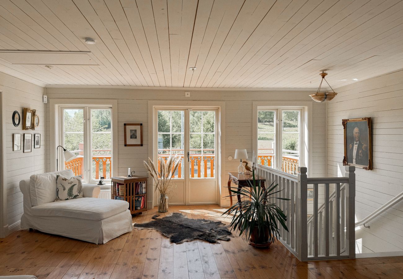 Ferienhaus in Gnesta - Traumurlaub am See auf einem Herrengut in Sörmland