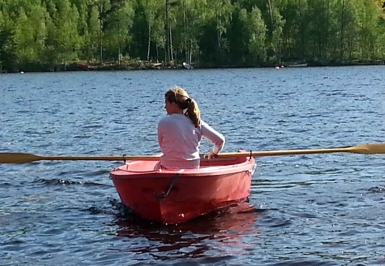 Ferienhaus in Hultsfred - Wunderbares Ferienhaus mit Seelage, Boot und Internet