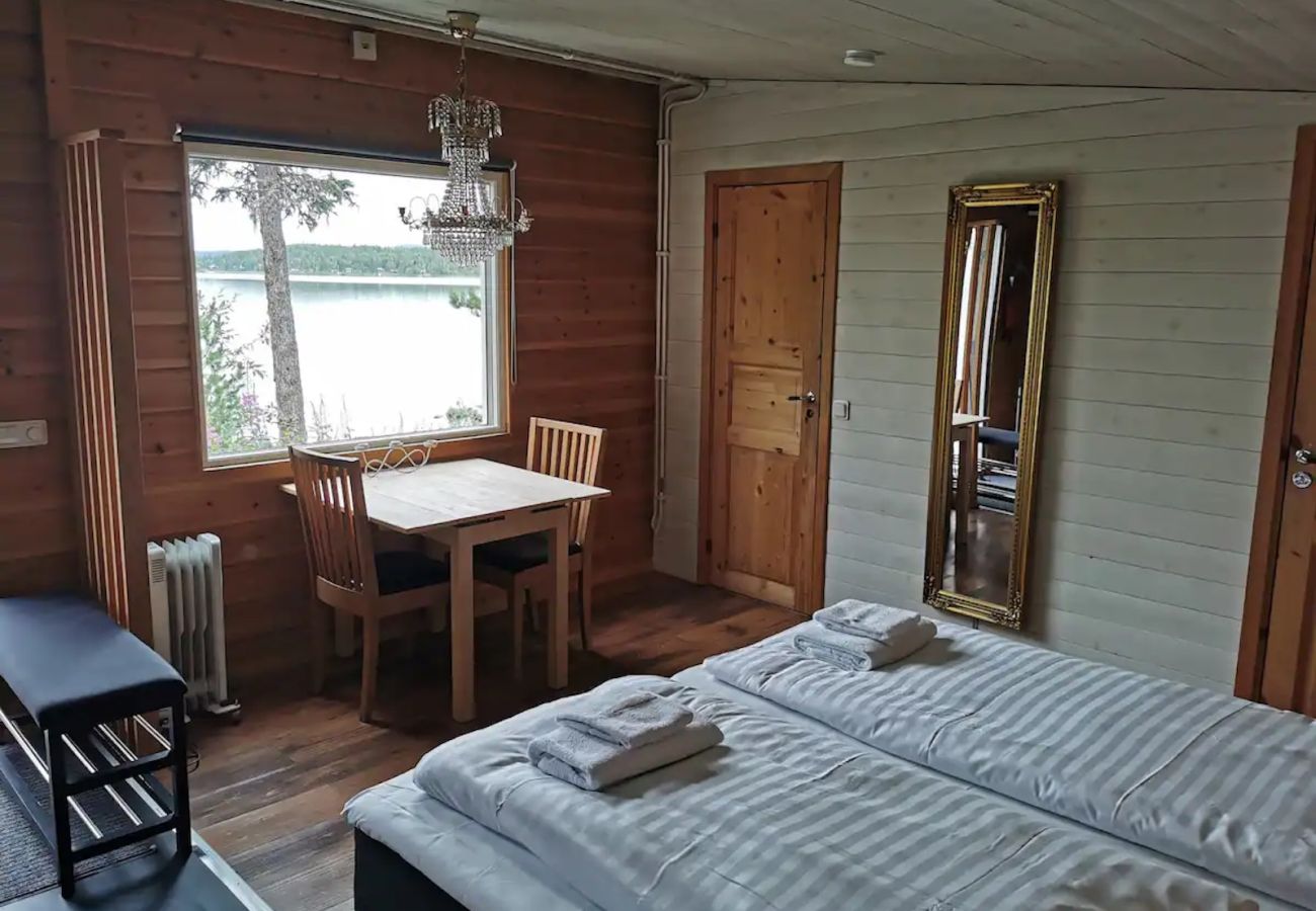 Ferienhaus in Kiruna - Urlaub am Wasser mit Nordlichtern oder Mitternachtssonne