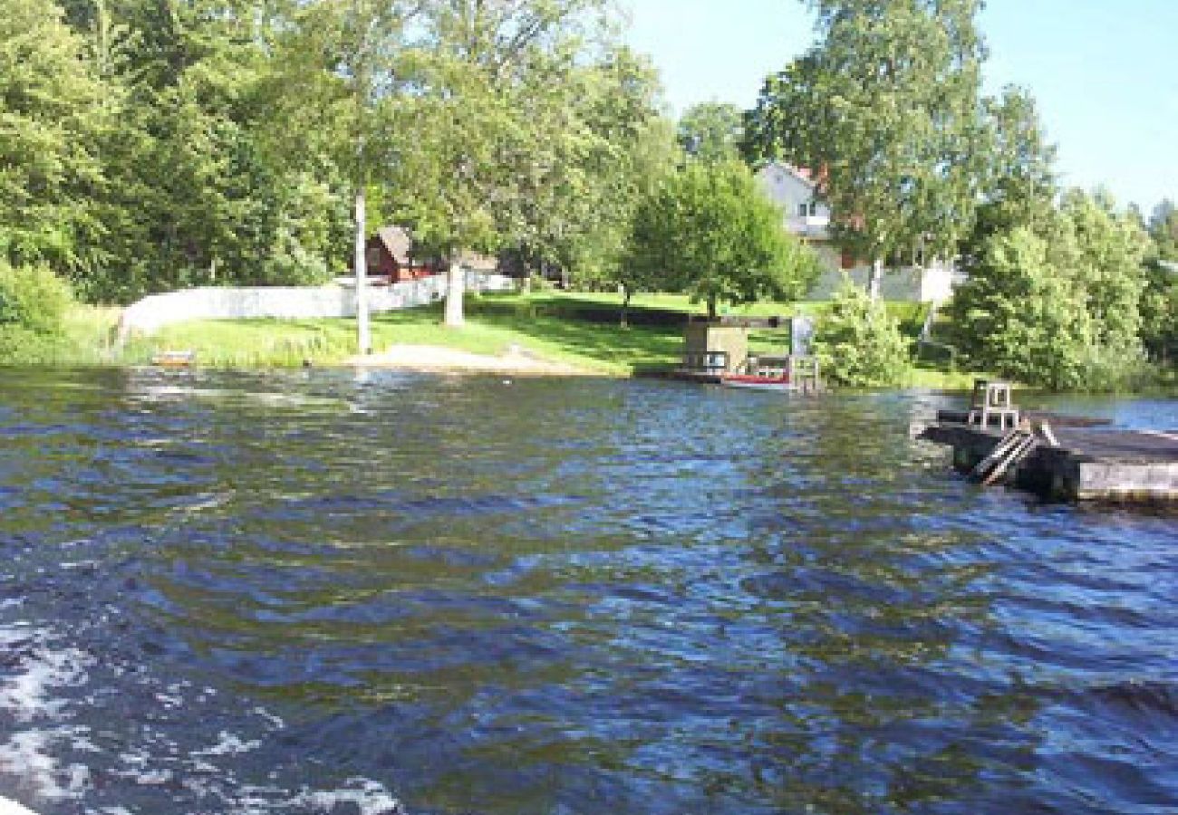 Ferienhaus in Nybro - Exklusives Ferienhaus 20 Meter von einem privaten See