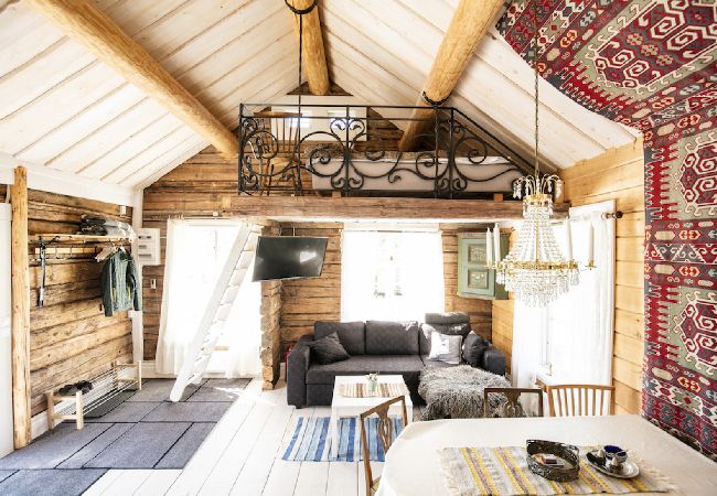 Ferienhaus in Gällö - Traumlage mit riesiger Terrasse direkt am See Ferienhaus in Gällö - Traumlage mit riesiger Terrasse direkt am See
