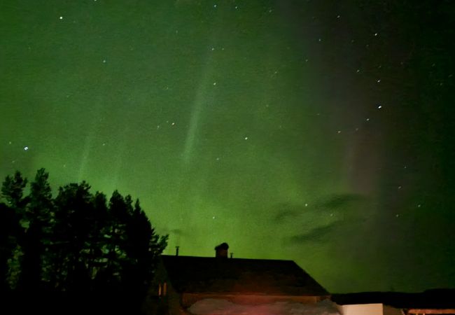 Ferienhaus in Gällö - Traumlage mit riesiger Terrasse direkt am See