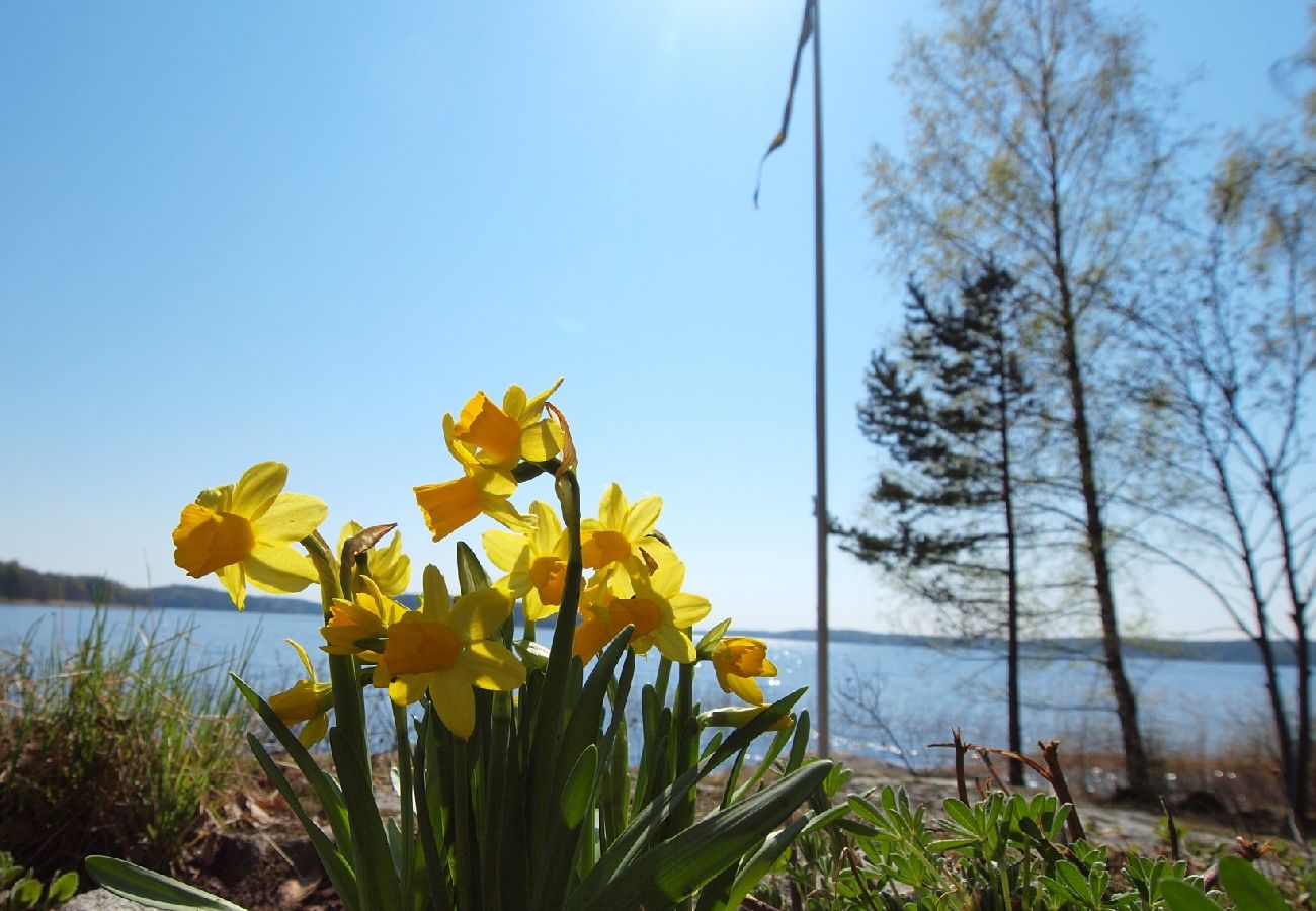 Ferienhaus in Säffle - Ferienhaus am See mit eigenem Badestrand