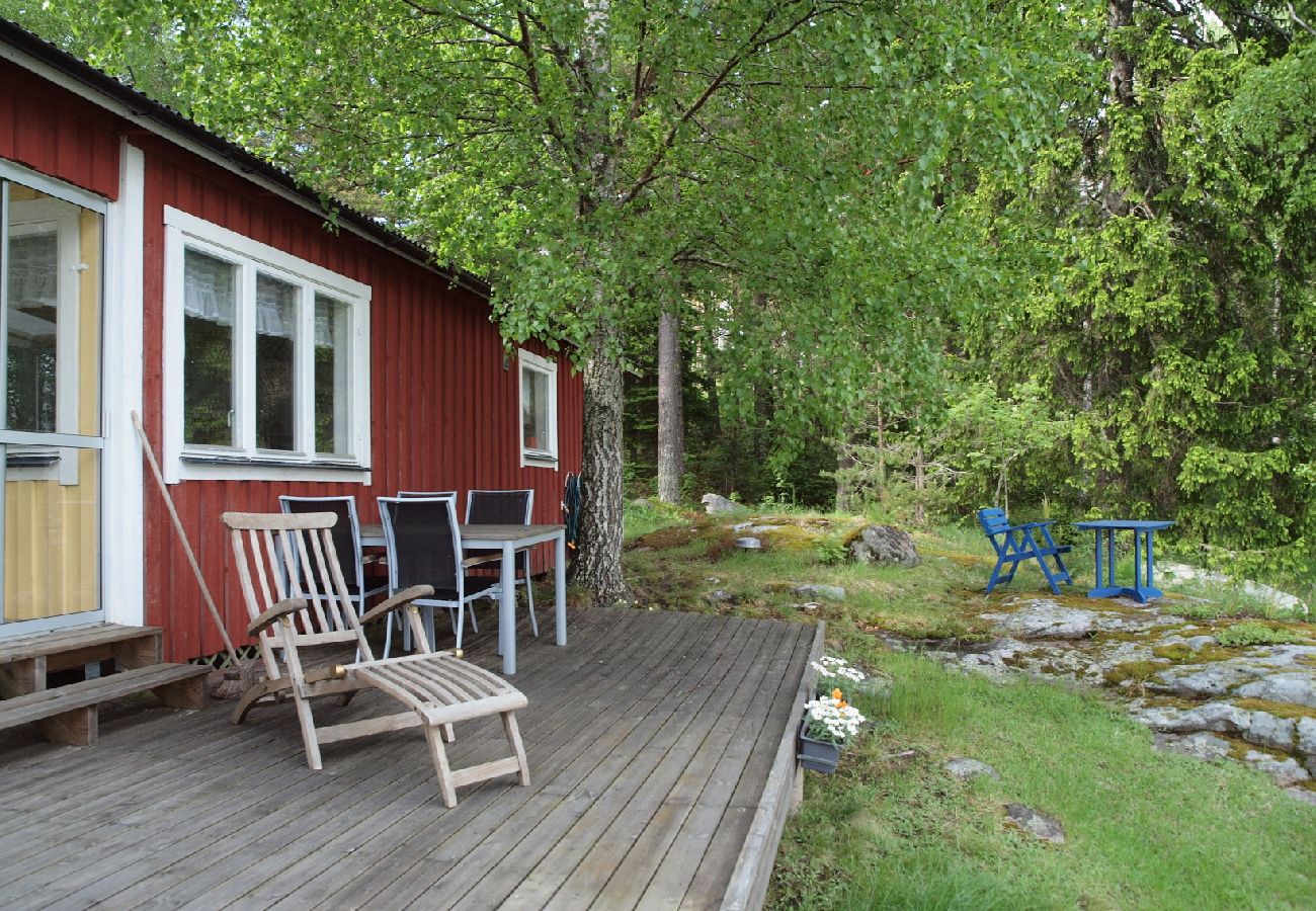 Ferienhaus in Säffle - Ferienhaus am See mit eigenem Badestrand