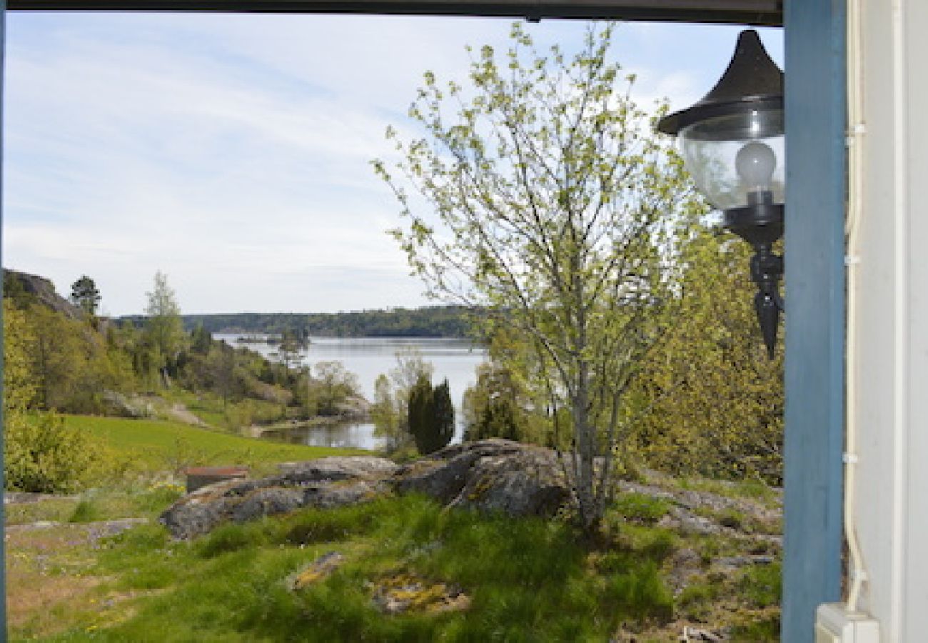 Ferienhaus in Vikbolandet - Ferienhaus in den Schären mit Seeblick in alle drei Richtungen