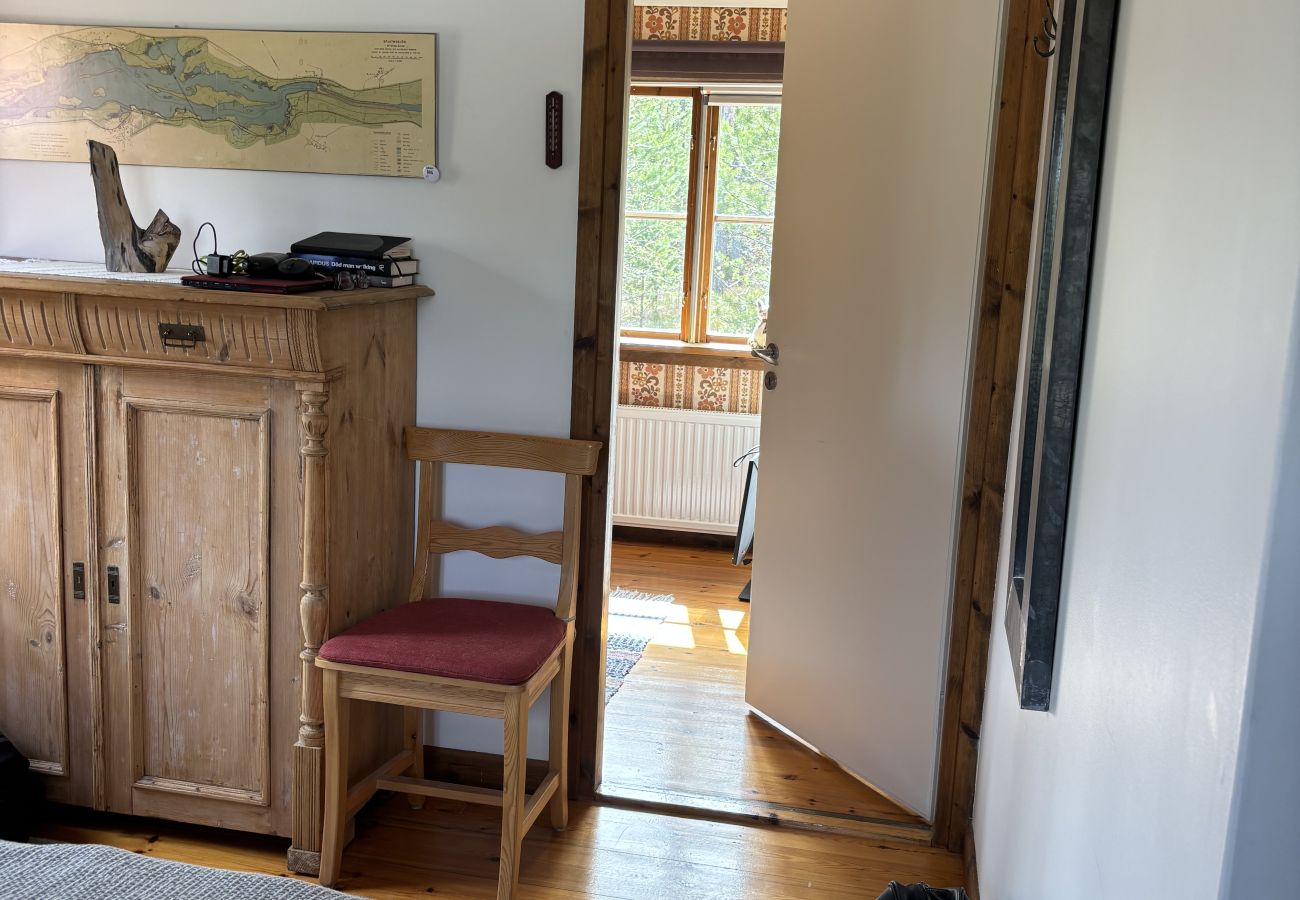 Ferienhaus in Mora - Ferienhaus direkt am See und Wasalaufstrecke