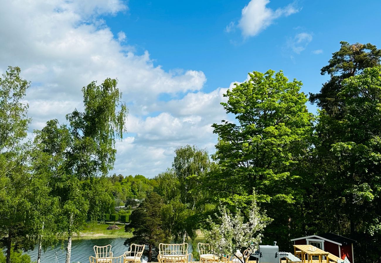 Ferienhaus in Ingarö - Herrliche Ferienvilla mit eigenem Strand auf Ingarö!