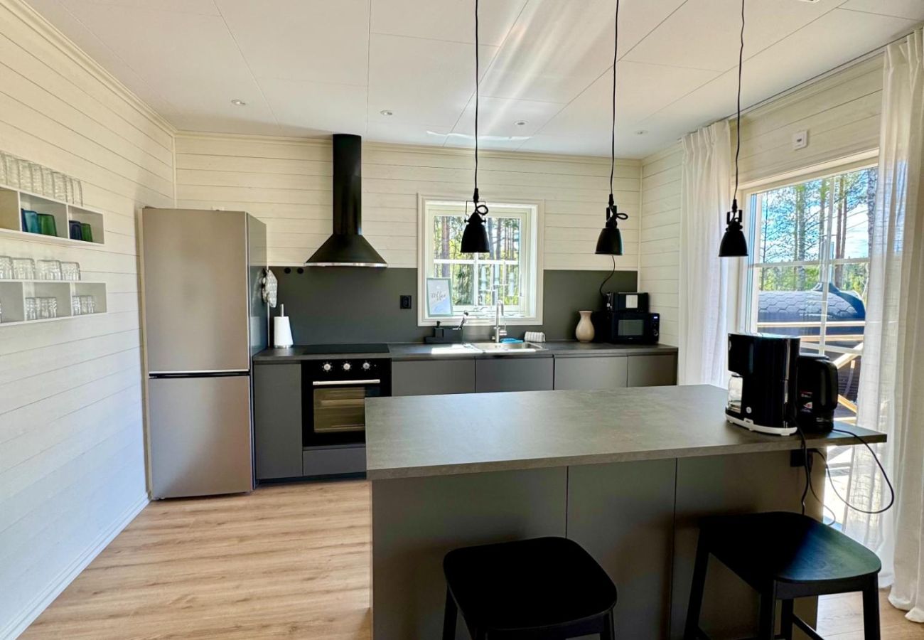 Ferienhaus in Hultsfred - Komfort Ferienhaus direkt am See in Småland
