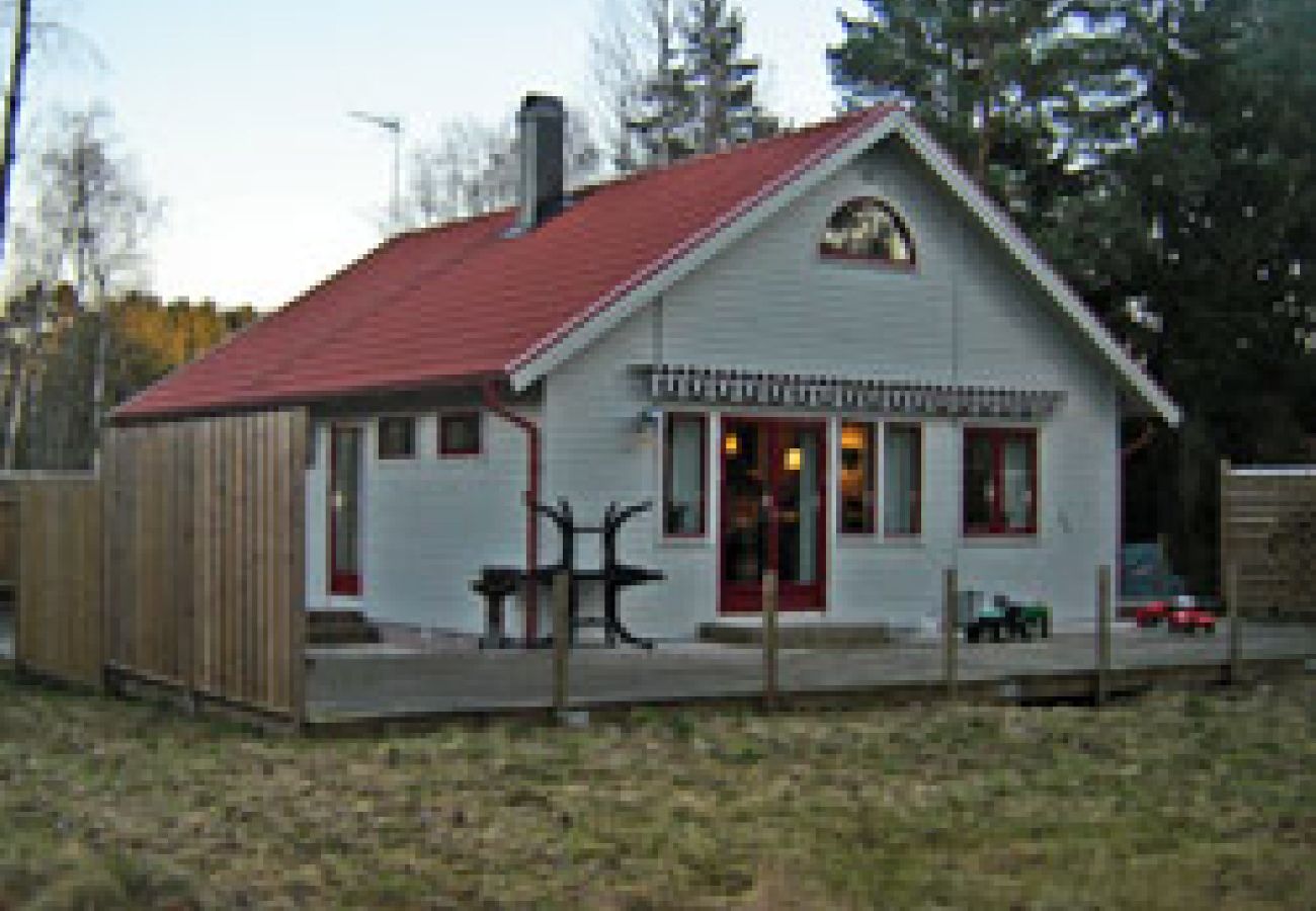 Ferienhaus in Rockneby - Slakmöre