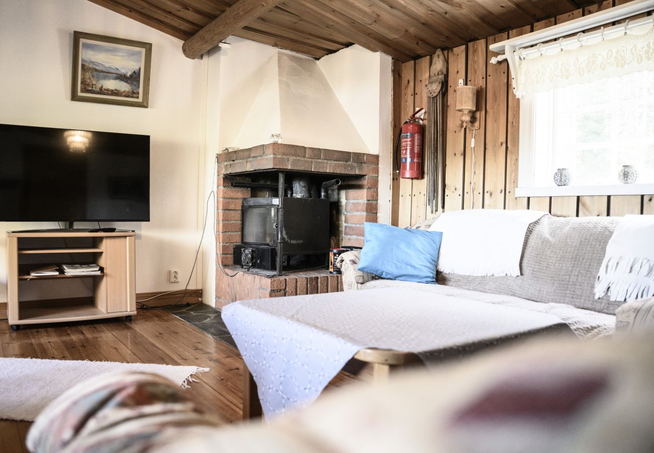Ferienhaus in Gällö - Schnuckliges Ferienhaus mit Seeblick und Wlan