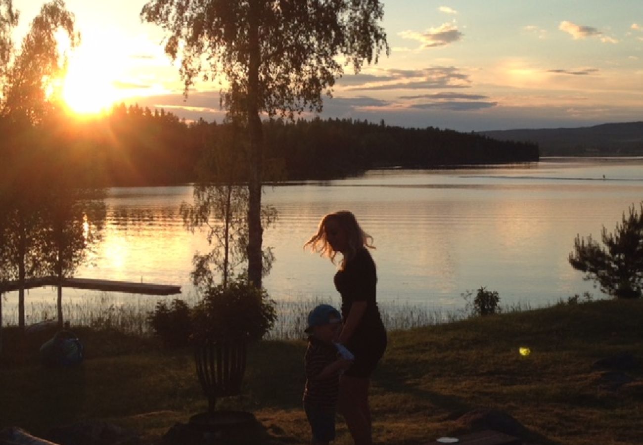 Ferienhaus in Ramsberg - Urlaub am See in Bergslagen mit eigener Badestelle