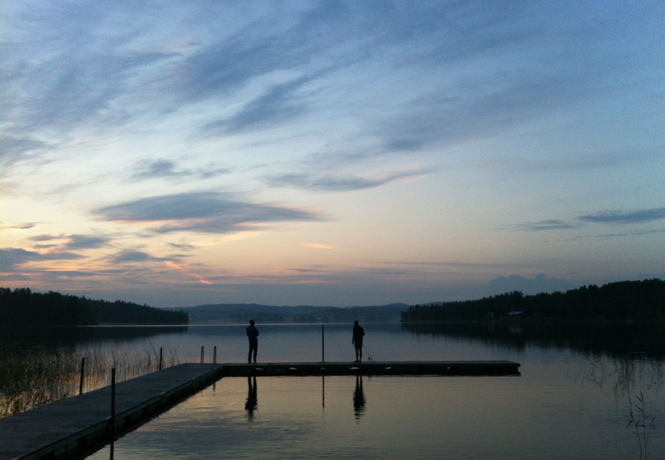 Ferienhaus in Ramsberg - Urlaub am See in Bergslagen mit eigener Badestelle