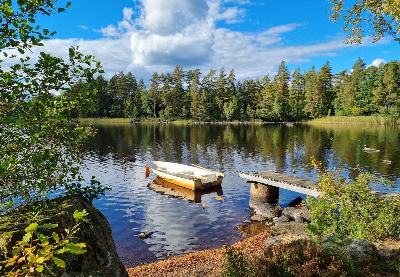 Ferienhaus in Hallaryd - Urlaub am See mit Seeblick und Internet