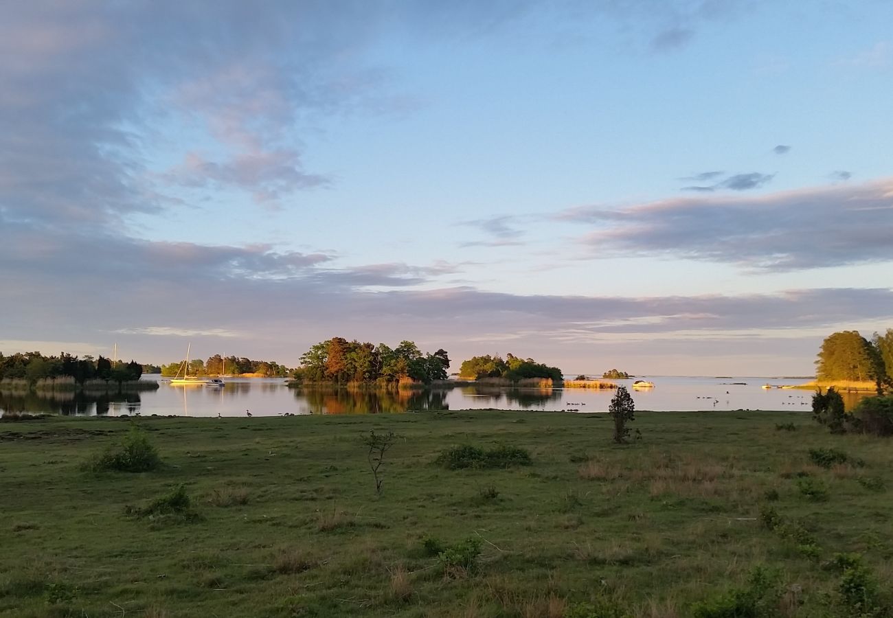 Ferienhaus in Ålem - Groß, ruhig, gemütlich mit vielen Zimmern in Meeresnähe.