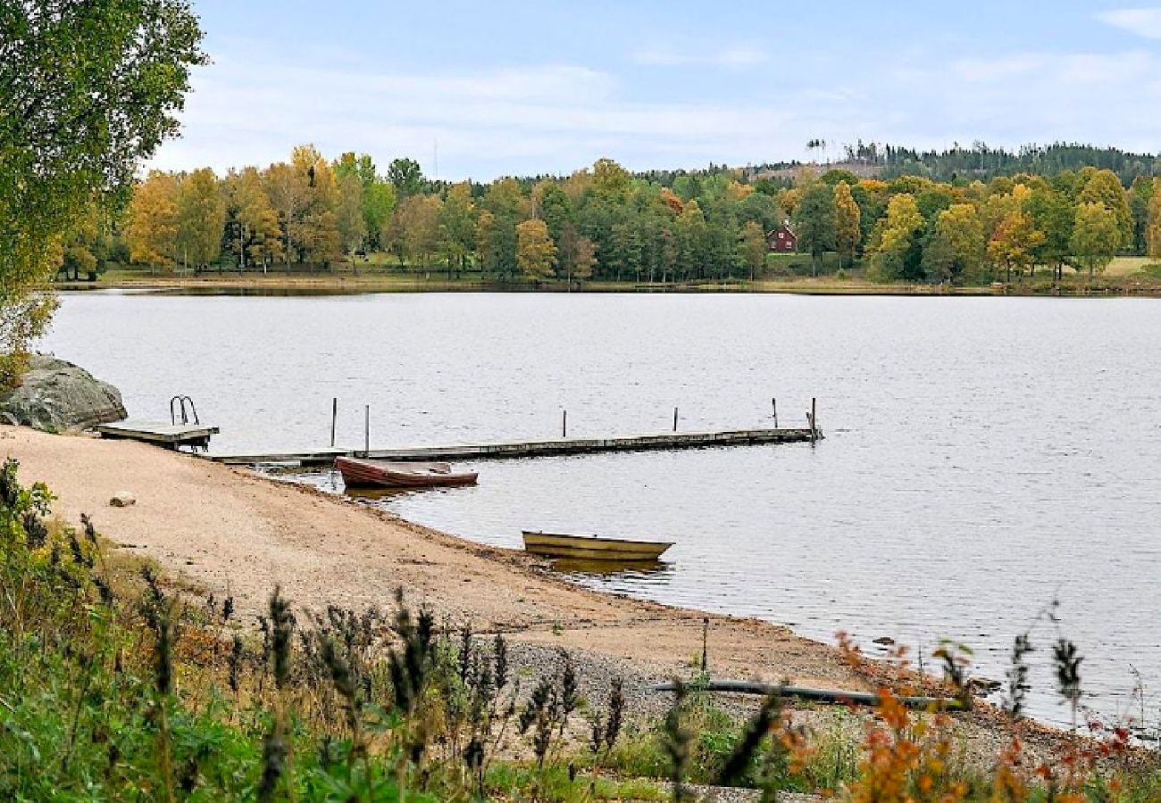 Zimmeranmietung in Floda - Freizeitspass am See Uspen