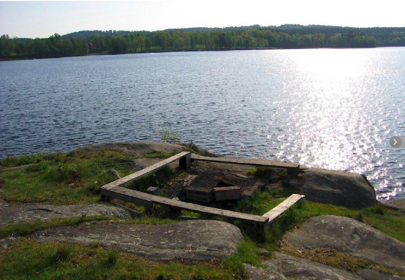 Zimmeranmietung in Floda - Freizeitspass am See Uspen