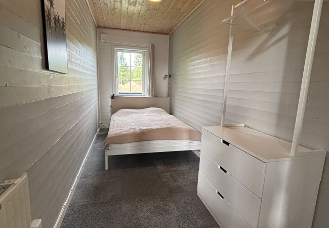 Ferienhaus in Väckelsång - Traumurlaub am See mit Boot und Pool vor der Tür Ferienhaus in Väckelsång - Traumurlaub am See mit Boot und Pool vor der Tür