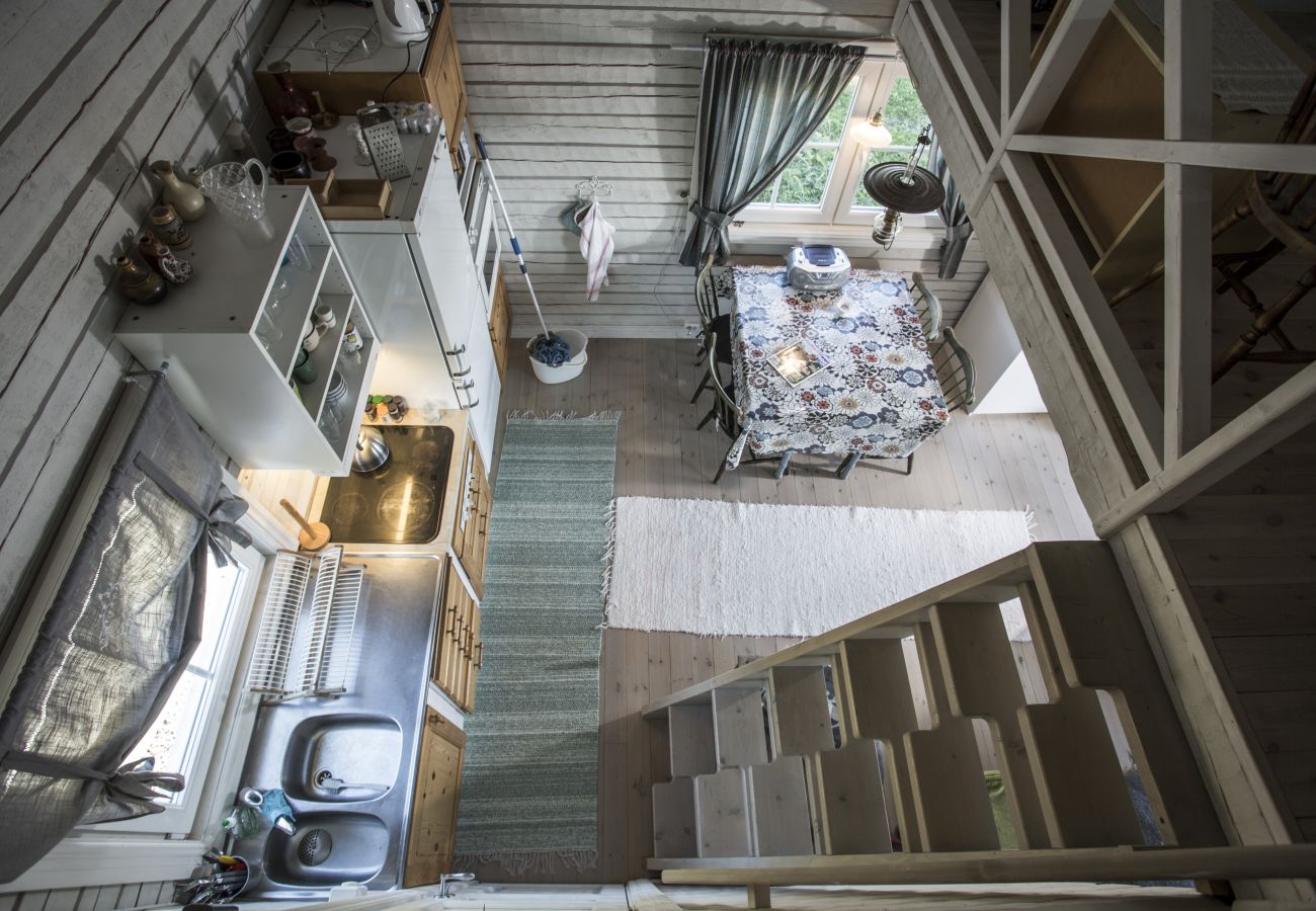 Ferienhaus in Gällö - Wunderbares Ferienhaus direkt am See mit Sauna, Wifi und Wildnisbad (mietbar)