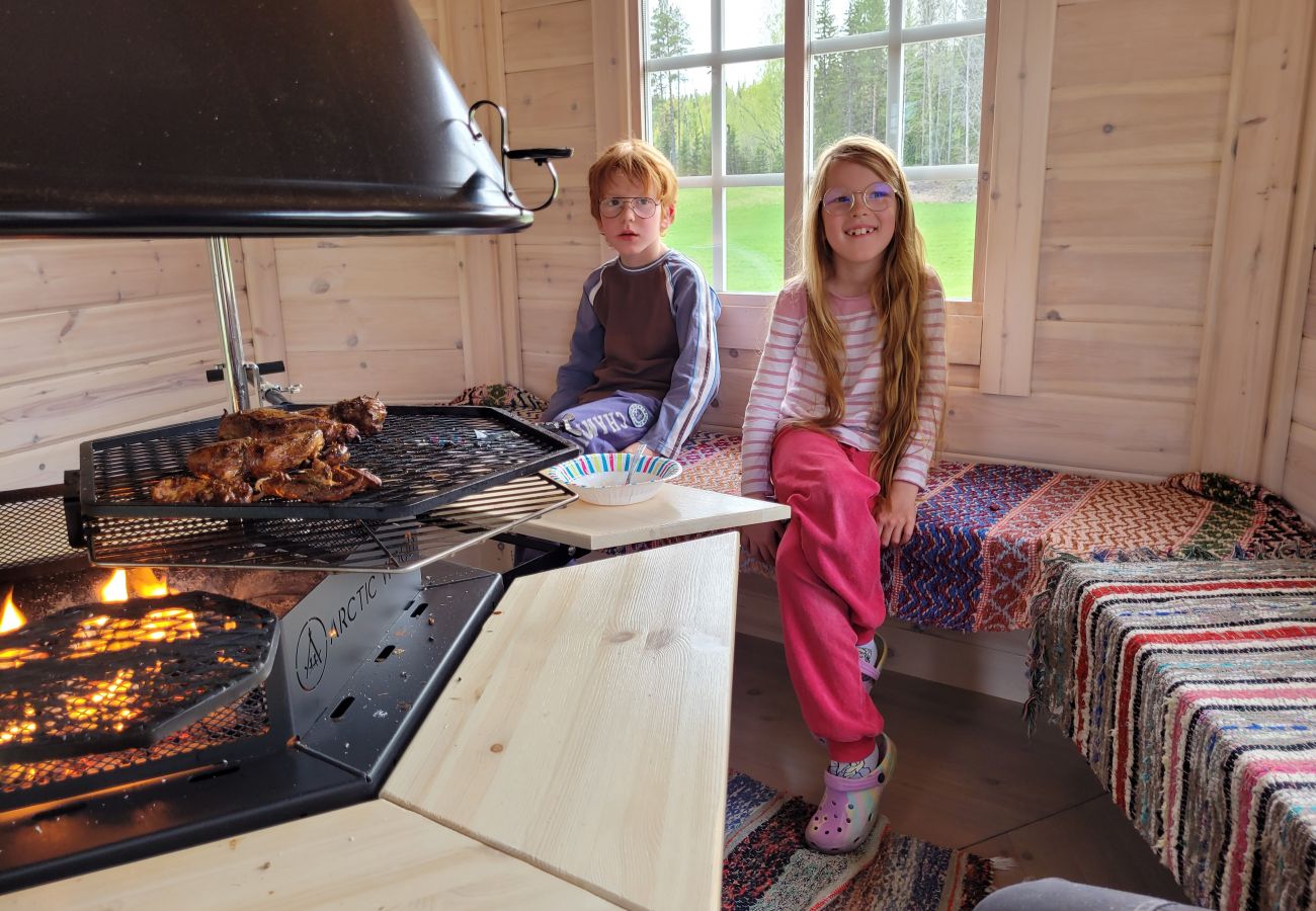 Ferienhaus in Gällö - Wunderbares Ferienhaus direkt am See mit Sauna, Wifi und Wildnisbad (mietbar)