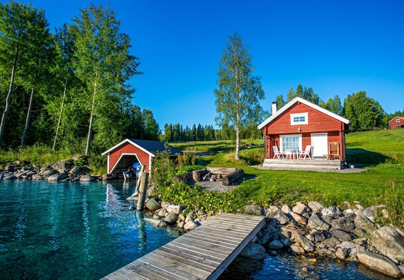 Ferienhaus in Gällö - Wunderbares Ferienhaus direkt am See mit Sauna, Wifi und Wildnisbad (mietbar)