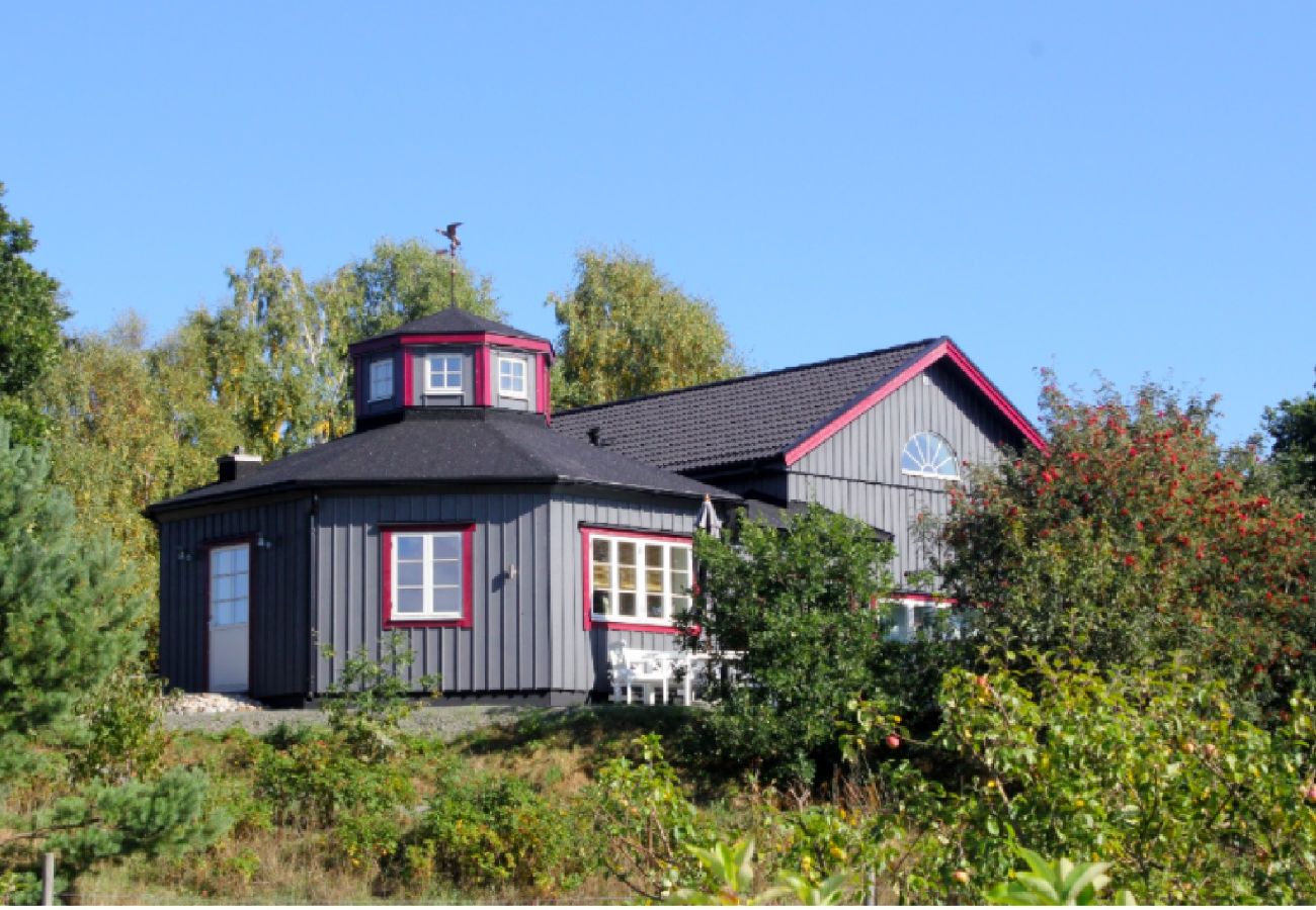 Ferienhaus in Gärsnäs - Octagonen Österlen - ein einzigartiges Ferienhaus