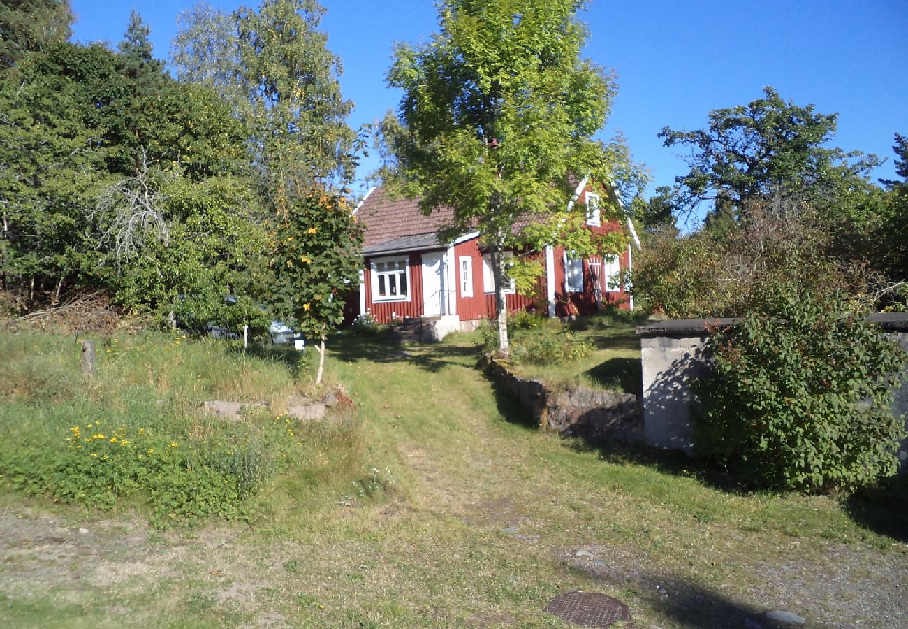 Ferienhaus in Fröseke - Gemütliches Ferienhaus umgeben von Wald in Småland