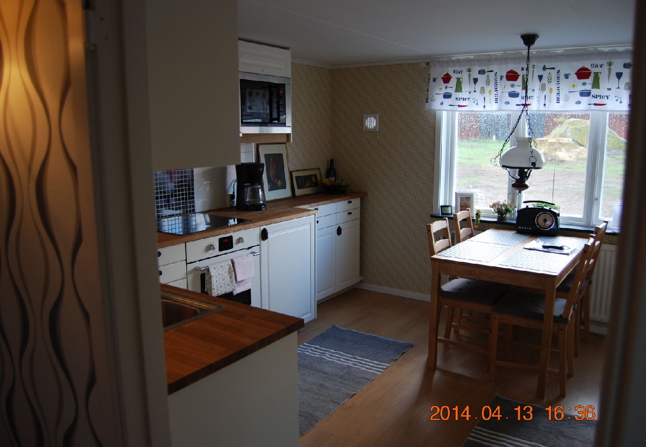 Ferienhaus in Jät - Grosses Ferienhaus für Angelabenteuer auf dem Lande unweit vom Åsnensee