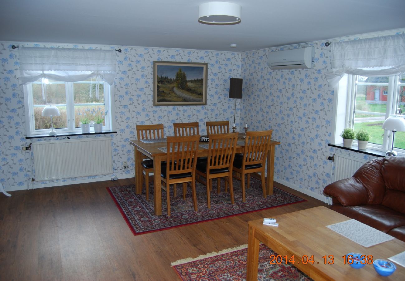 Ferienhaus in Jät - Grosses Ferienhaus für Angelabenteuer auf dem Lande unweit vom Åsnensee