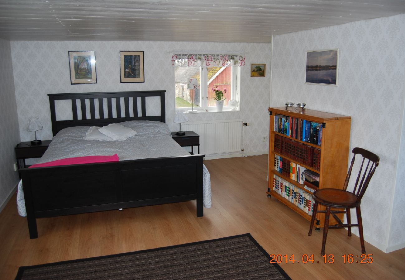 Ferienhaus in Jät - Grosses Ferienhaus für Angelabenteuer auf dem Lande unweit vom Åsnensee