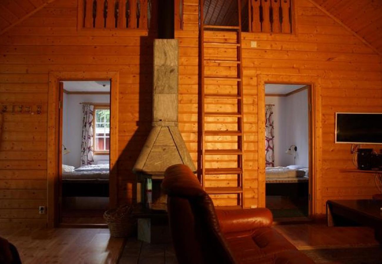 Ferienhaus in Sexdrega - Urlaub mit Boot am See und Internet