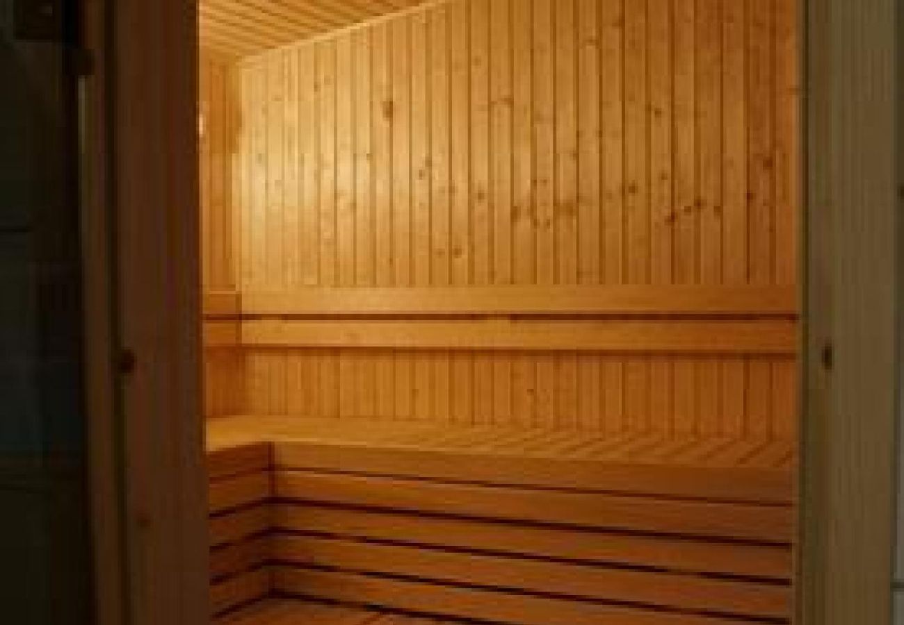 Ferienhaus in Sexdrega - Urlaub mit Boot am See und Internet
