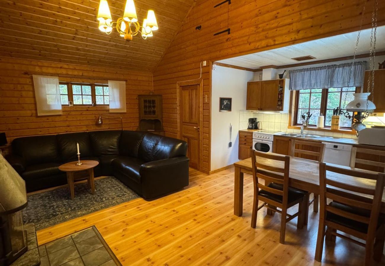 Ferienhaus in Sexdrega - Urlaub mit Boot am See und Internet