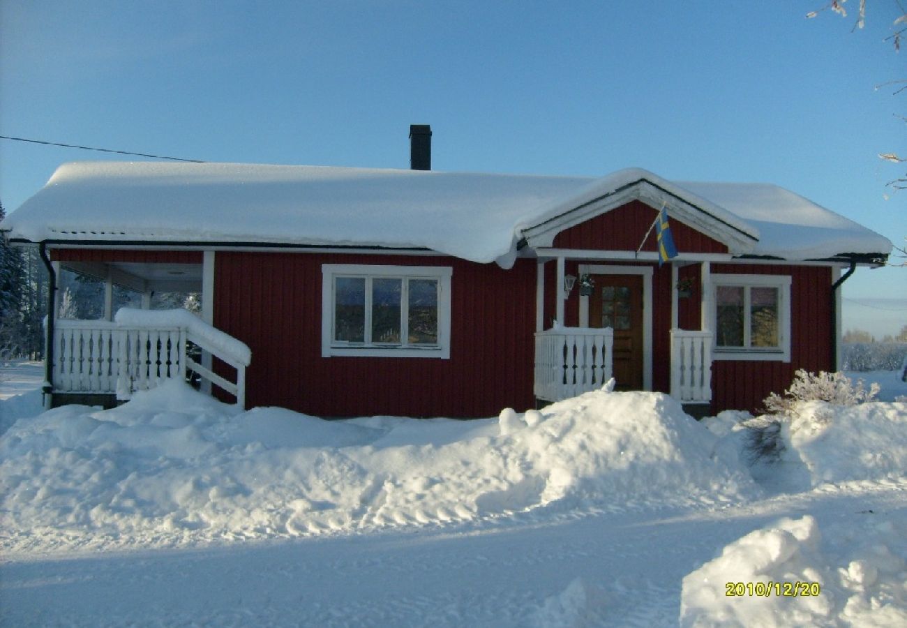 Ferienhaus in Åseda - Preiswerter Urlaub umgeben von Wald- und Seen