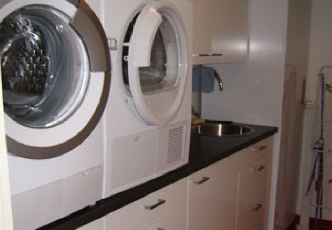 Ferienhaus in Sollentuna - Privatunterkunft in Stockholm, perfekt zum Entdecken der City Ferienhaus in Sollentuna - Privatunterkunft in Stockholm, perfekt zum Entdecken der City
