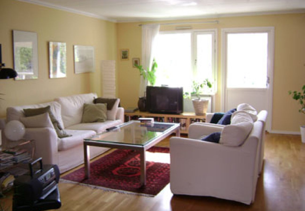Ferienhaus in Sollentuna - Privatunterkunft in Stockholm, perfekt zum Entdecken der City