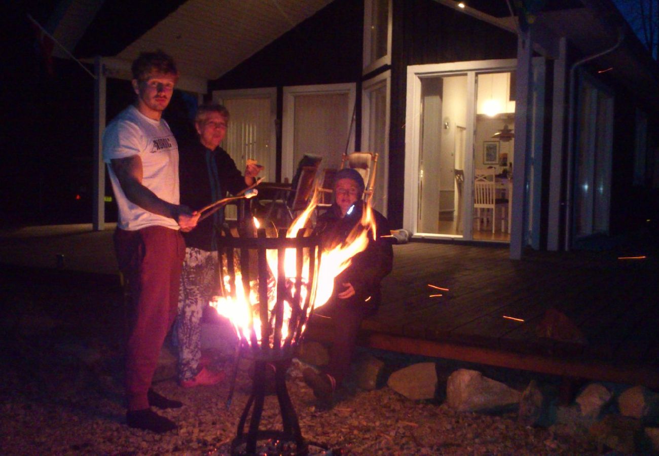 Ferienhaus in Forsheda - Einsames Ferienhaus in  Småland direkt am See
