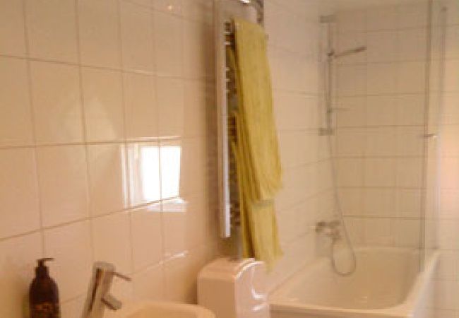 Ferienhaus in Öxabäck - Urlaub auf dem Lande zwischen Wiesen und Wäldern Ferienhaus in Öxabäck - Urlaub auf dem Lande zwischen Wiesen und Wäldern