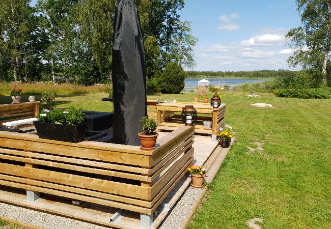 Ferienhaus in Jät - Ferienhaus in Småland direkt am See Åsnen