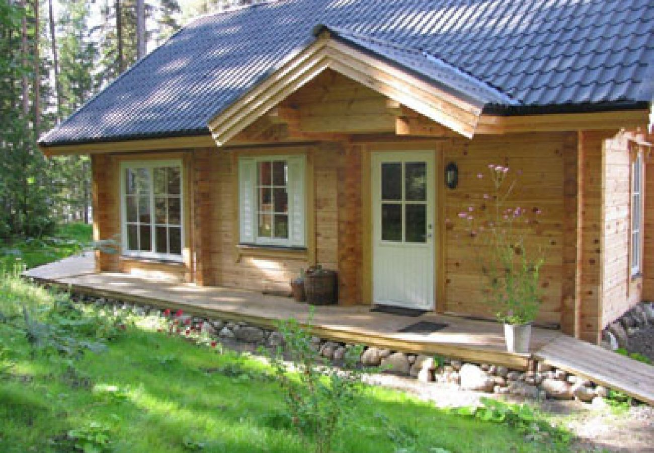 Ferienhaus in Bräcke - Bequem und modern Wohnen am See