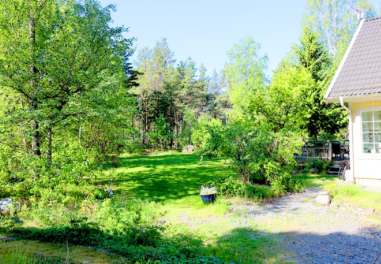 Ferienhaus in Svartsjö - Natur- und City Urlaub bei Stockholm auf dem Lande 