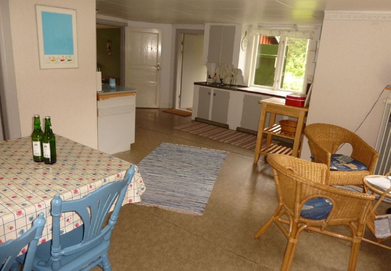 Ferienhaus in Kalv - Ferienhaus mit Astrid-Lindgren Charme in Südwest-Schweden