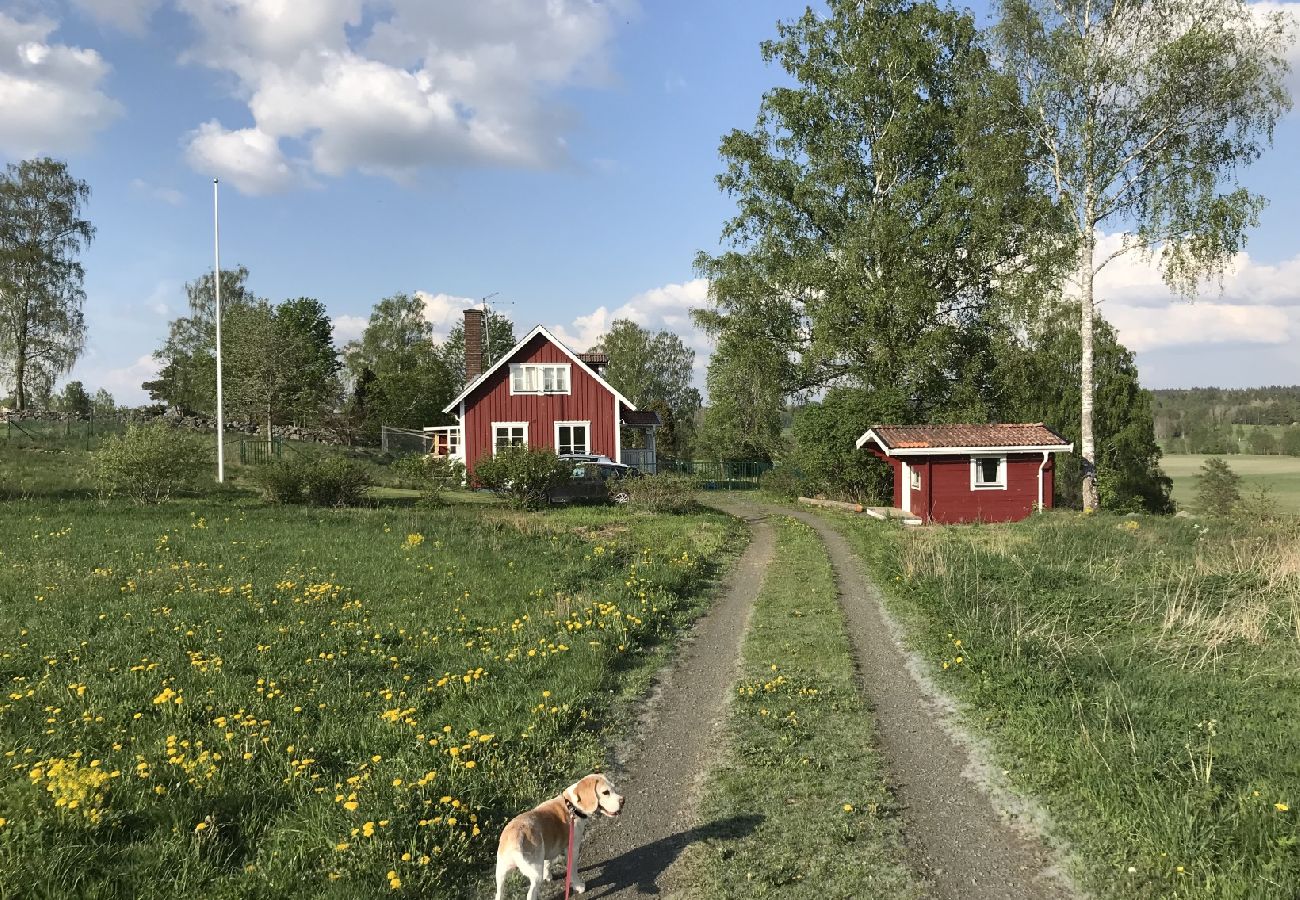 Ferienhaus in Lekeryd - Urlaub unweit vom grossen See Vättern auf dem Lande