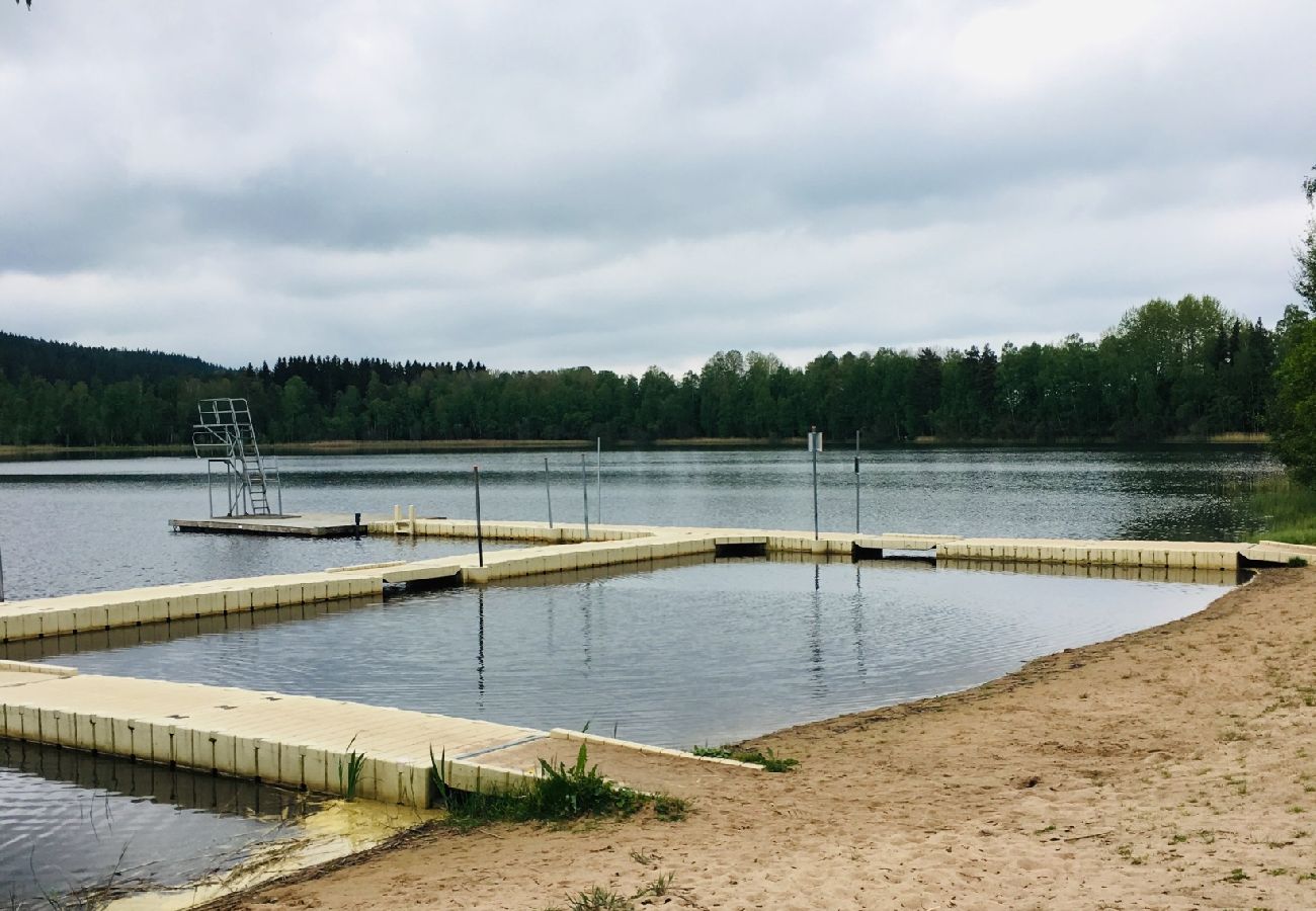 Ferienhaus in Lekeryd - Urlaub unweit vom grossen See Vättern auf dem Lande