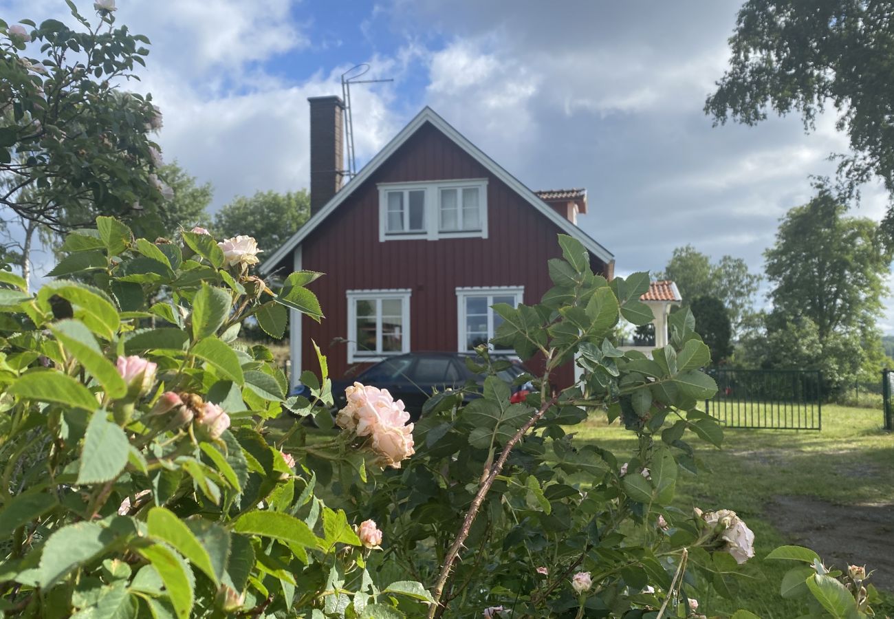 Ferienhaus in Lekeryd - Urlaub unweit vom grossen See Vättern auf dem Lande