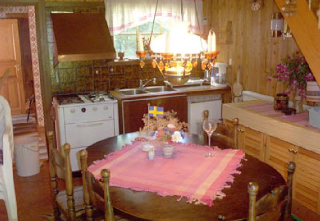 Ferienhaus in Vissefjärda - Rot-weisses Ferienhaus mit Boot unweit vom See Ferienhaus in Vissefjärda - Rot-weisses Ferienhaus mit Boot unweit vom See