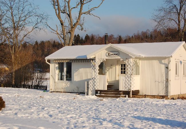 Ferienhaus in Ulricehamn - Schönes Ferienhaus in einer Ferienanlage mit Seeblick und 2 Schlafzimmern Ferienhaus in Ulricehamn - Schönes Ferienhaus in einer Ferienanlage mit Seeblick und 2 Schlafzimmern