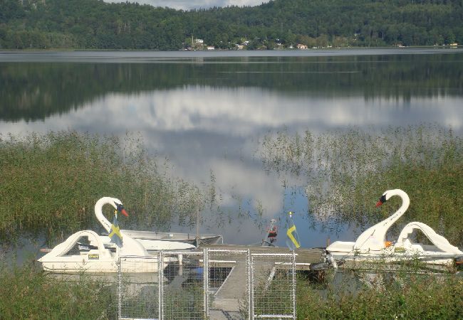 Ferienhaus in Ulricehamn - Schönes Ferienhaus in einer Ferienanlage mit Seeblick und 2 Schlafzimmern Ferienhaus in Ulricehamn - Schönes Ferienhaus in einer Ferienanlage mit Seeblick und 2 Schlafzimmern