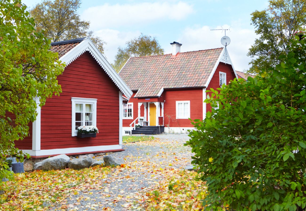 Ferienwohnung in Västerås - Lägenhet Bondgård