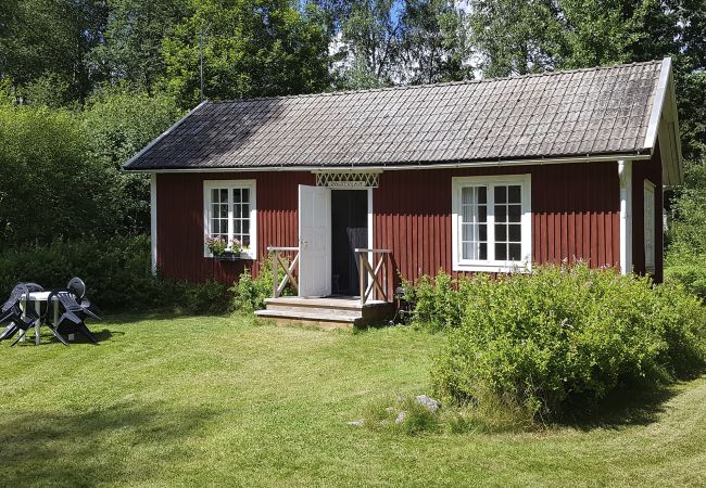  in Älmeboda - Småland Urlaub umgeben von Wald und Seen 